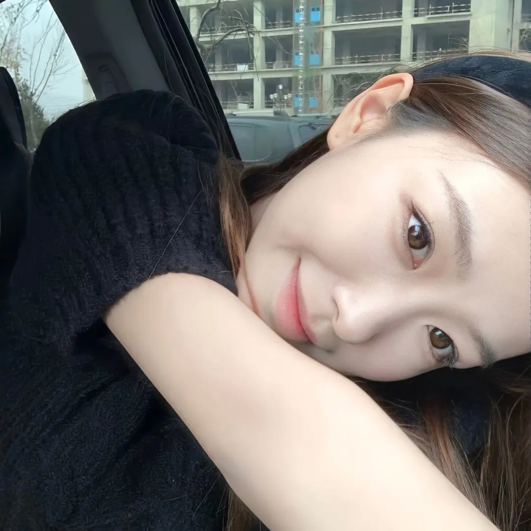 演员 赵寅成